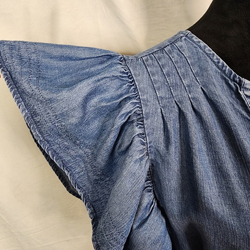 WISHLIST APPAREL Size Small Blu Chambray Denim Ruffled Flutter Sleeve Midi Dress - Picture 7 of 16